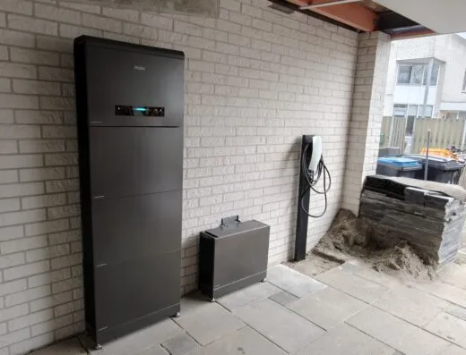 Op de afbeelding staat een thuisbatterij die geplaatst is door Michael Koerts via bestethuisbatterijkopen.nl